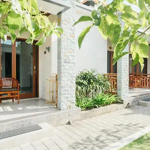 Guest house Nyuh Gading By The Lavana